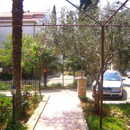 Apartments Renato سفيتي فيليب ياكوف المظهر الخارجي الصورة